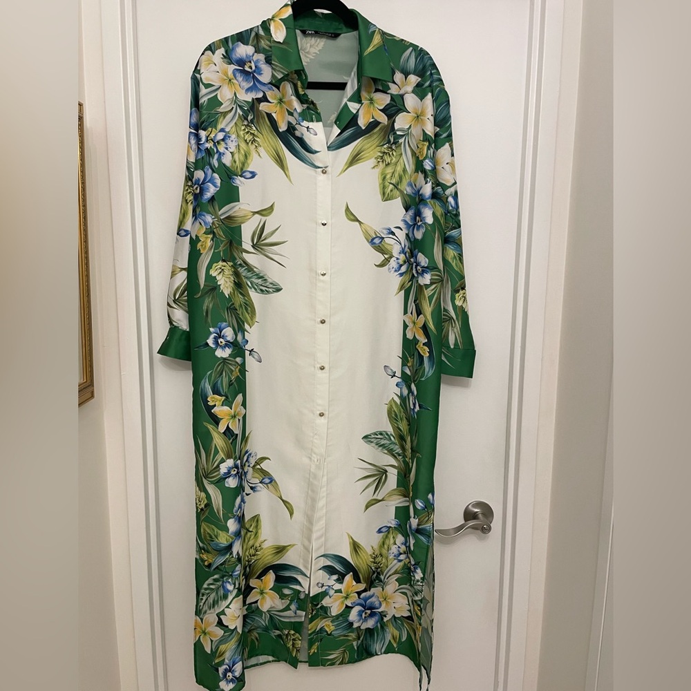 Zara Green and White Floral Shirt Dress